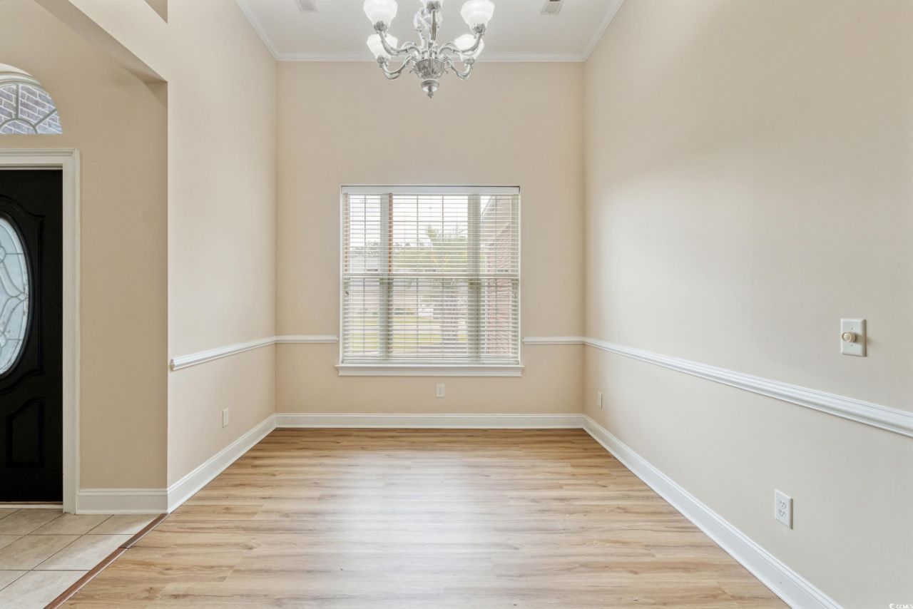 4050 Victoria Ct. Photo 11