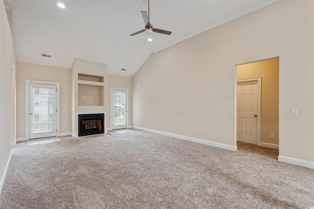 4050 Victoria Ct. Photo 14