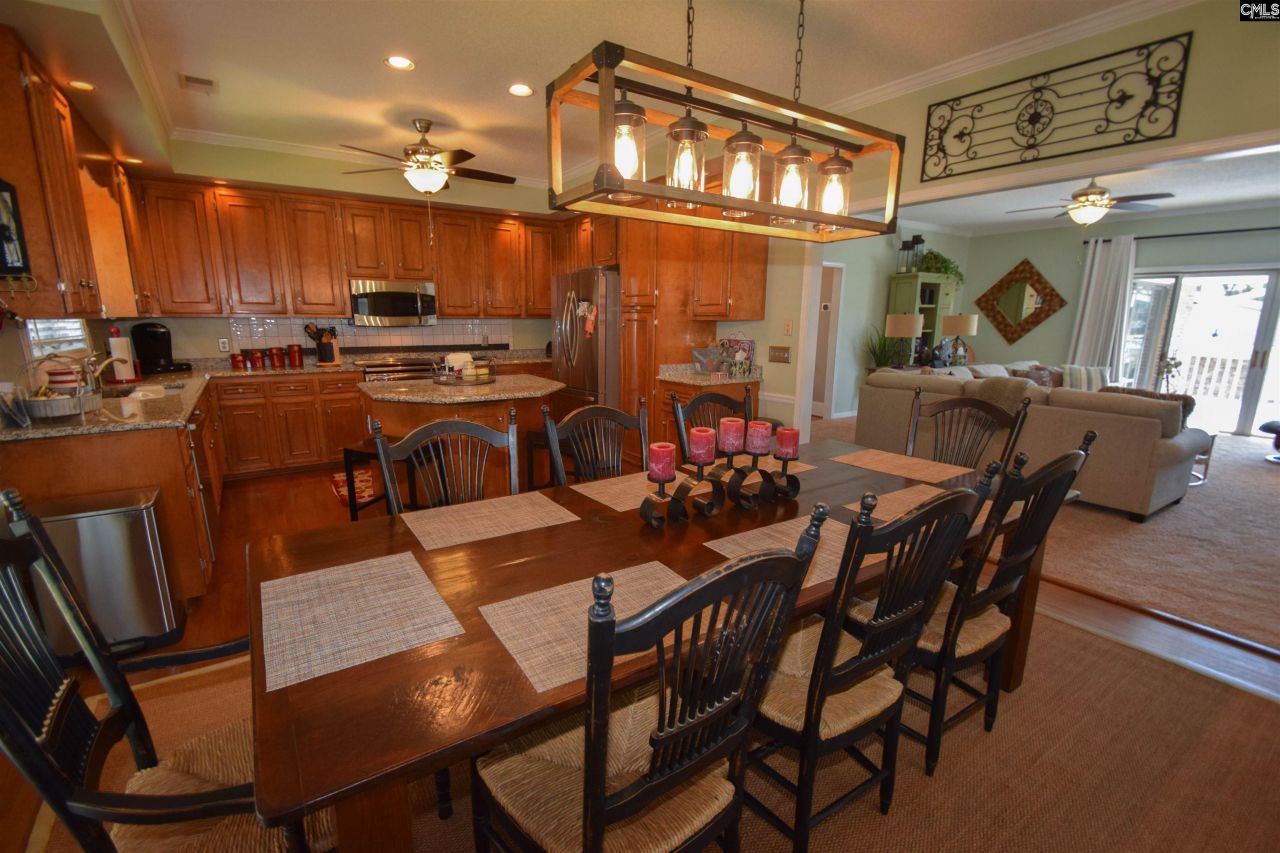 128 Cove Court  Photo 19