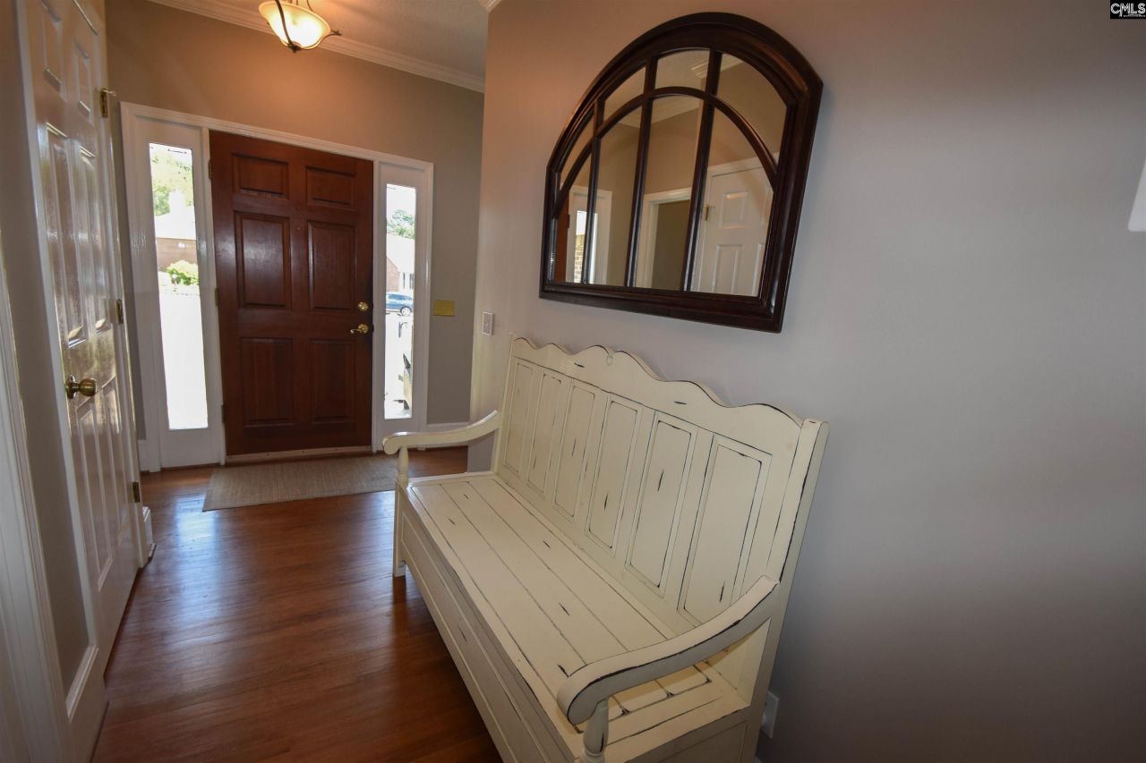 128 Cove Court  Photo 4