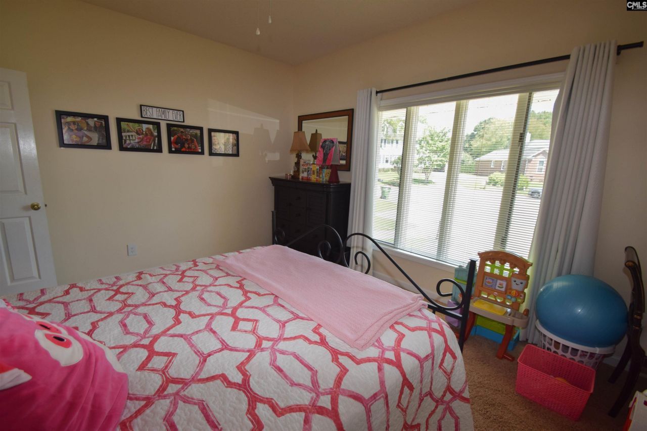 128 Cove Court  Photo 40