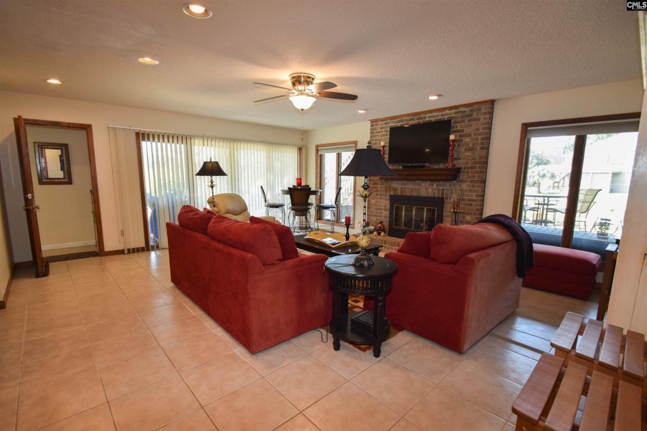 128 Cove Court  Photo 46