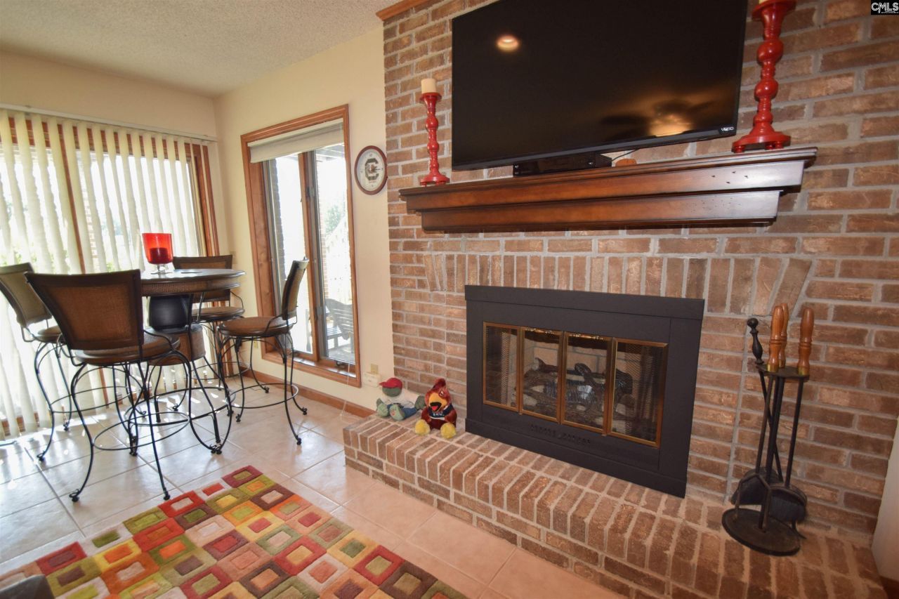 128 Cove Court  Photo 49