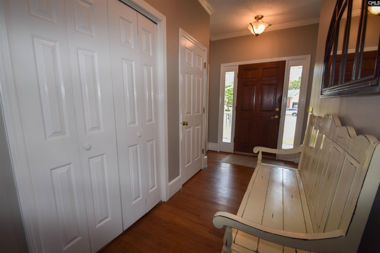 128 Cove Court  Photo 5