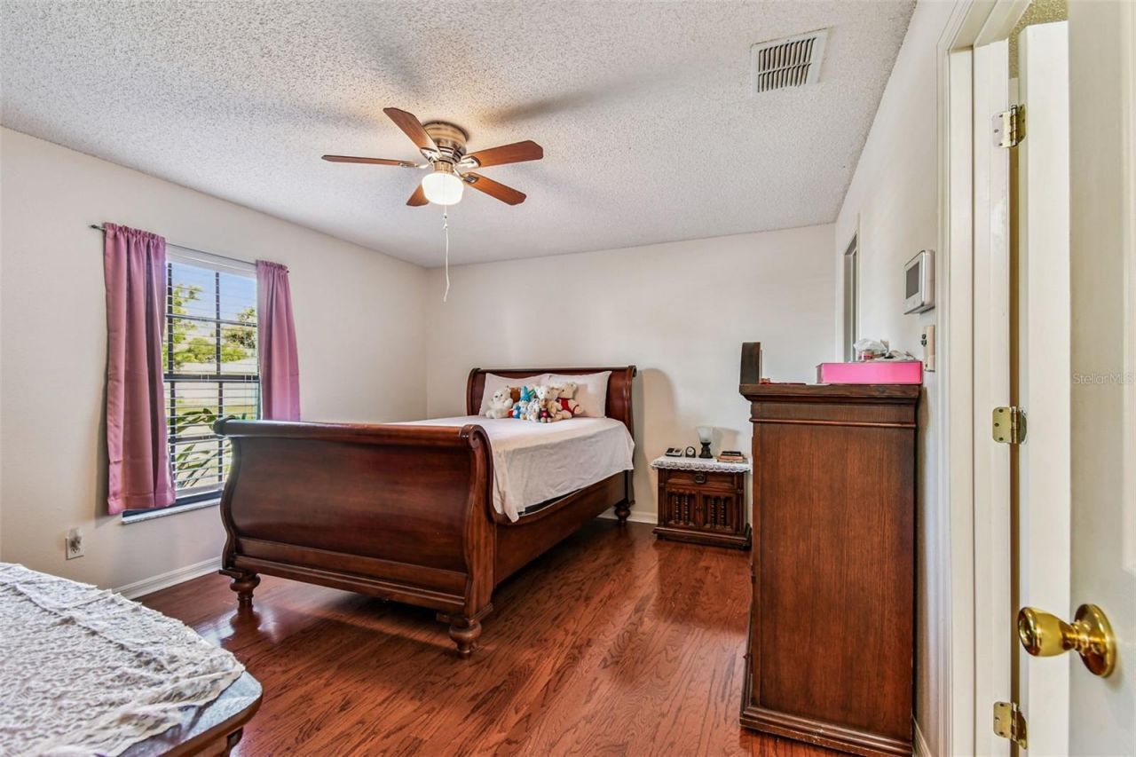 460 48th Street S, Saint Petersburg, FL 33711 Photo