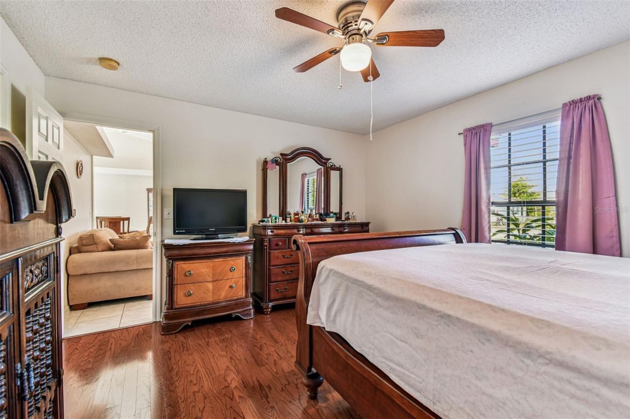 460 48th Street S, Saint Petersburg, FL 33711 Photo