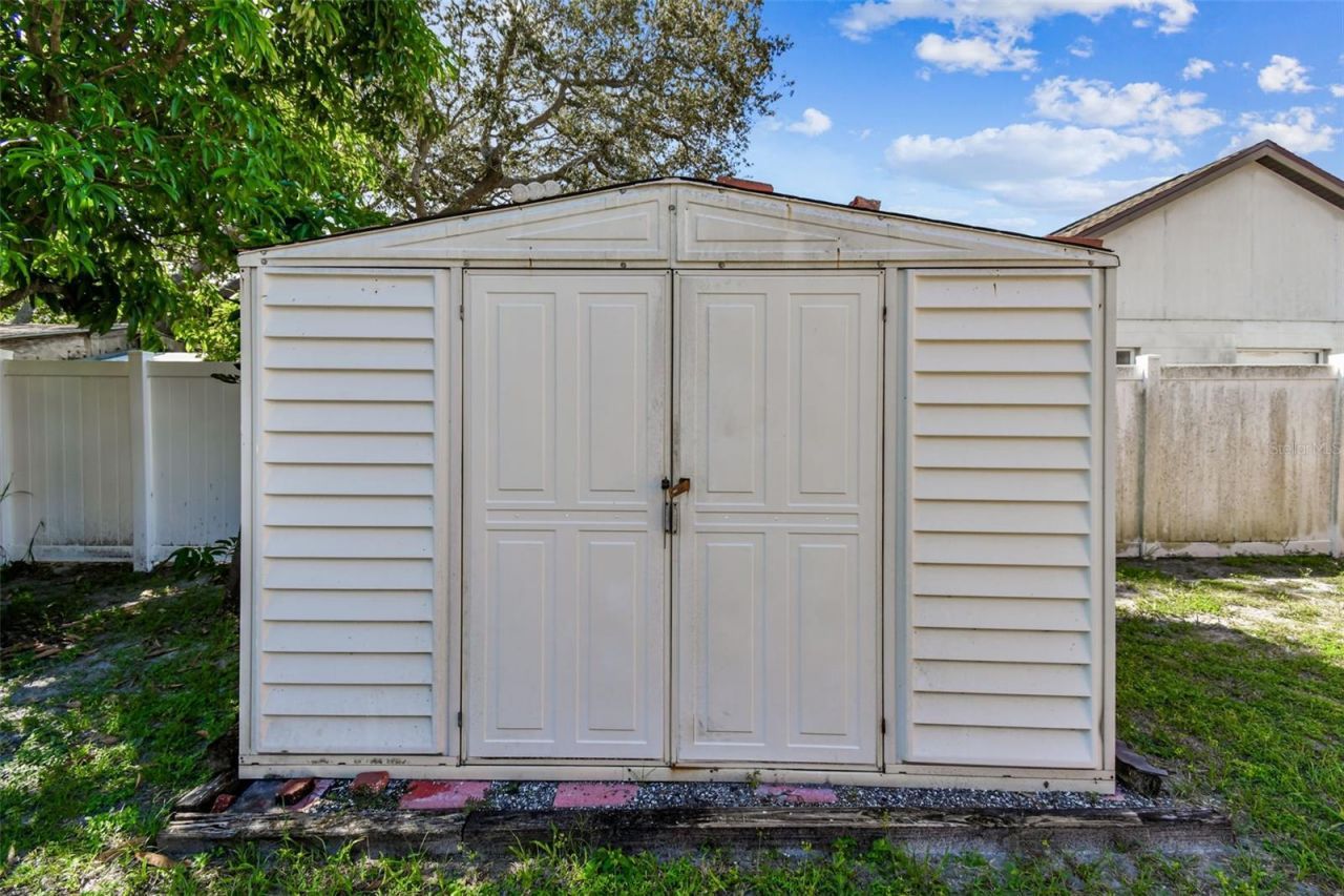 460 48th Street S, Saint Petersburg, FL 33711 Photo