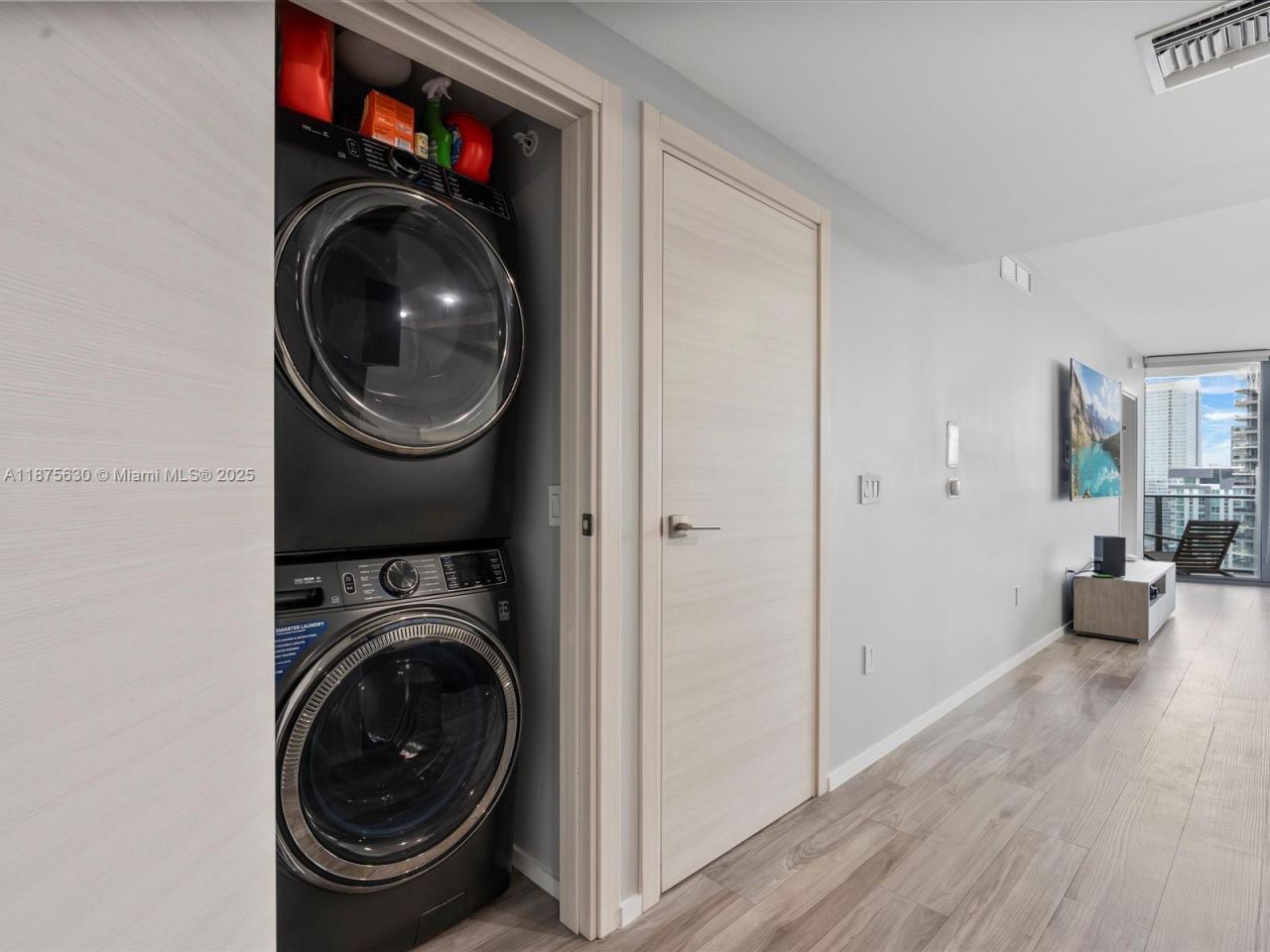 801 S Miami Ave, Unit 4402, Miami, FL 33130 Photo