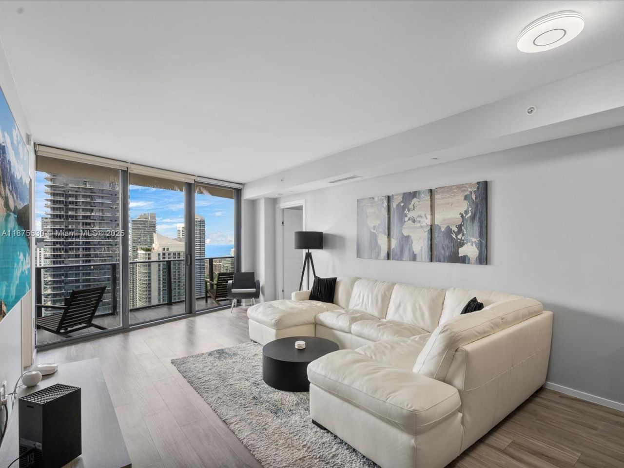 801 S Miami Ave, Unit 4402, Miami, FL 33130 Photo