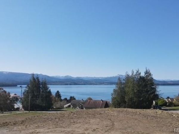 275 3rd St, Sointula, BC V0N 3E0