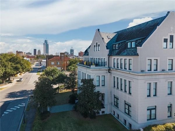 753 St Francis Street, Unit #3003B, Mobile, AL 36602