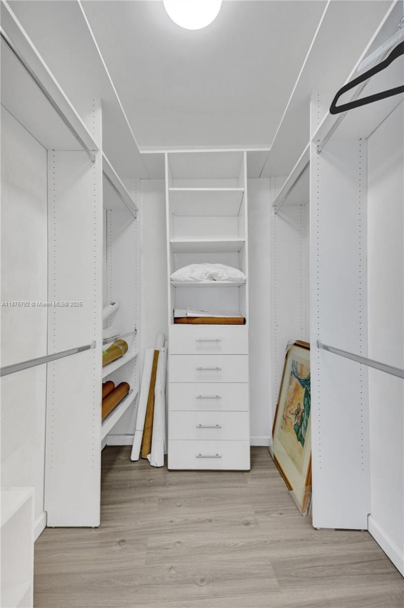 601 NE 36th St, Unit 2703, Miami, FL 33137 Photo