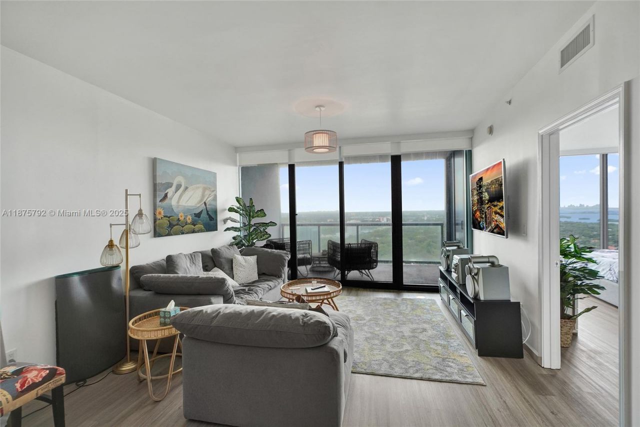 601 NE 36th St, Unit 2703, Miami, FL 33137 Photo