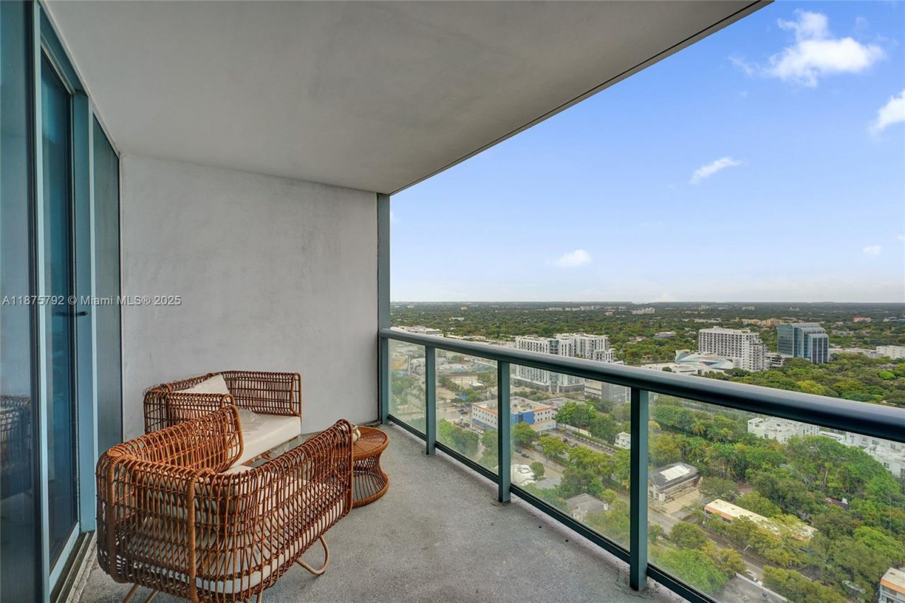 601 NE 36th St, Unit 2703, Miami, FL 33137 Photo