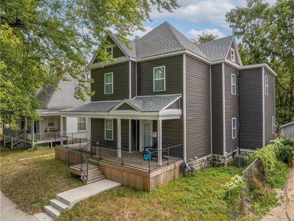807 W 7th Street, Sedalia, MO 65301