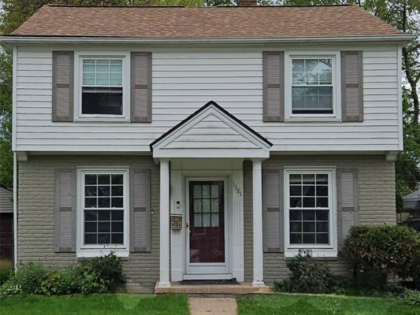 1381 Brys Drive, Grosse Pointe Woods, MI 48236