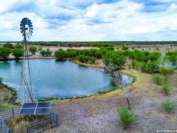 0000 F.m. 799, George West, TX 78022