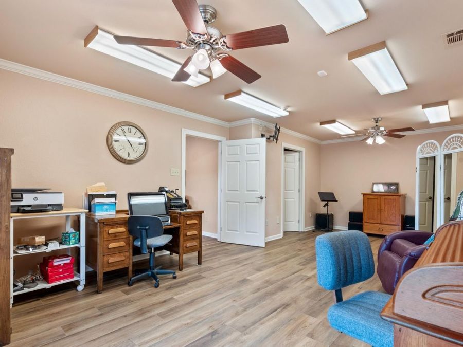 Property Image 39