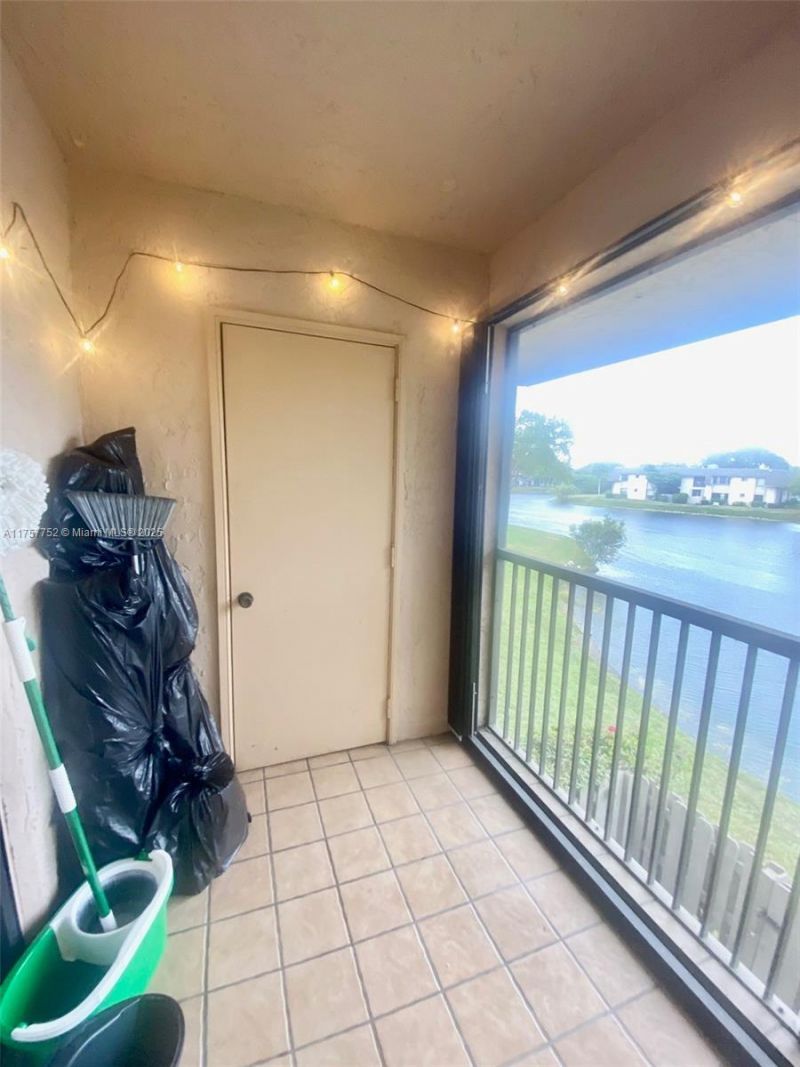 3613 NW 94th Ave, Unit 7F, Sunrise, FL 33351 Photo