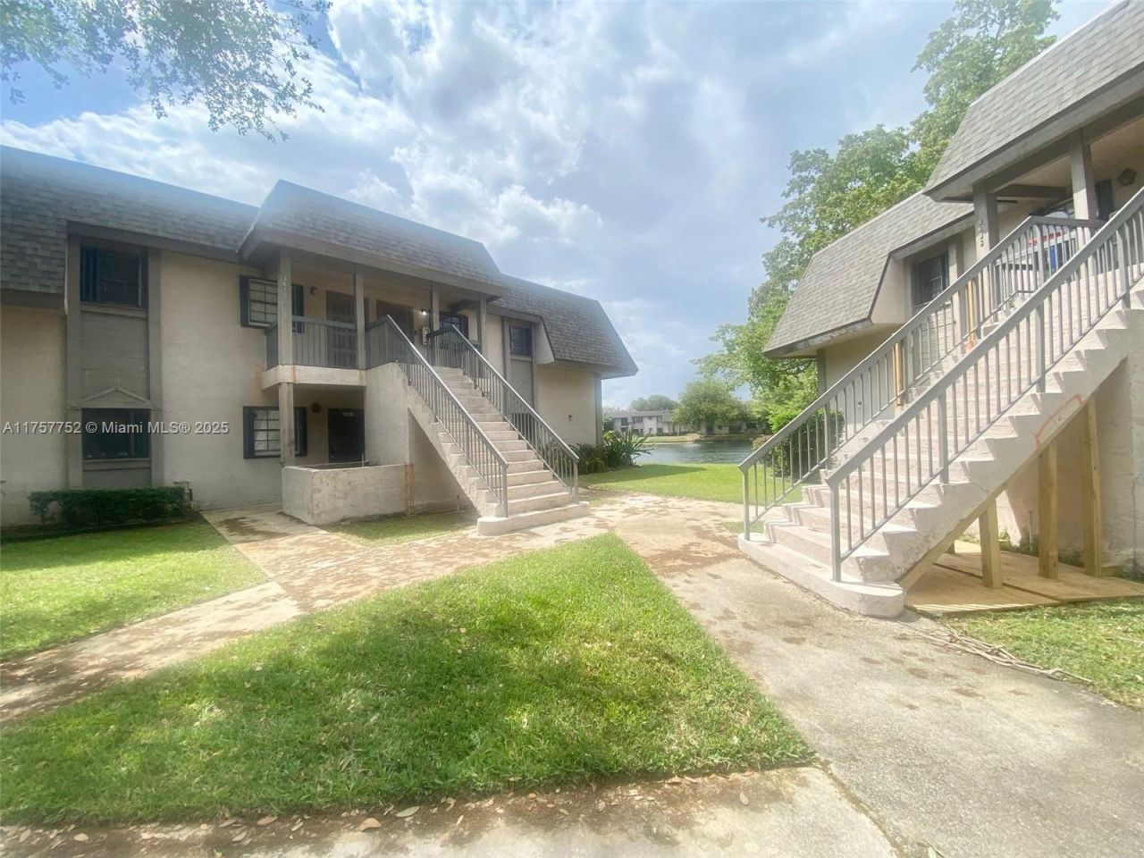 3613 NW 94th Ave, Unit 7F, Sunrise, FL 33351 Photo