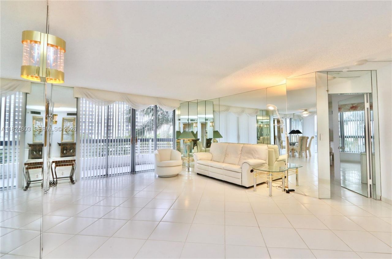 3530 Mystic Pointe Dr, Unit 506, Aventura, FL 33180 Photo