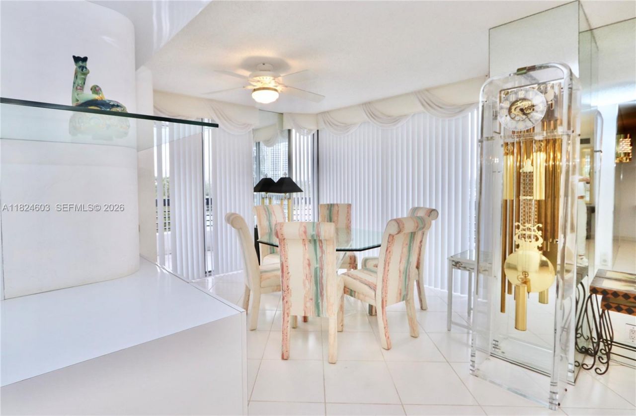 3530 Mystic Pointe Dr, Unit 506, Aventura, FL 33180 Photo