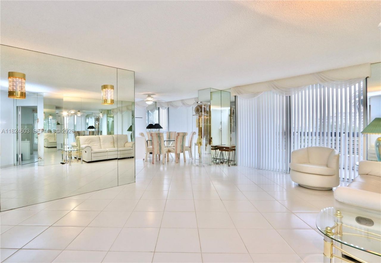 3530 Mystic Pointe Dr, Unit 506, Aventura, FL 33180 Photo