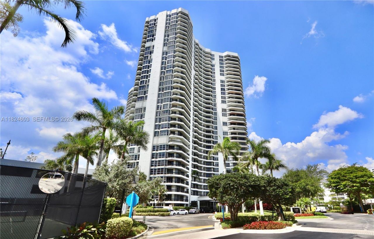 3530 Mystic Pointe Dr, Unit 506, Aventura, FL 33180 Photo
