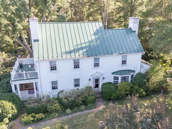 358 Main St 10 1/2 ST E, Orange, VA 22960