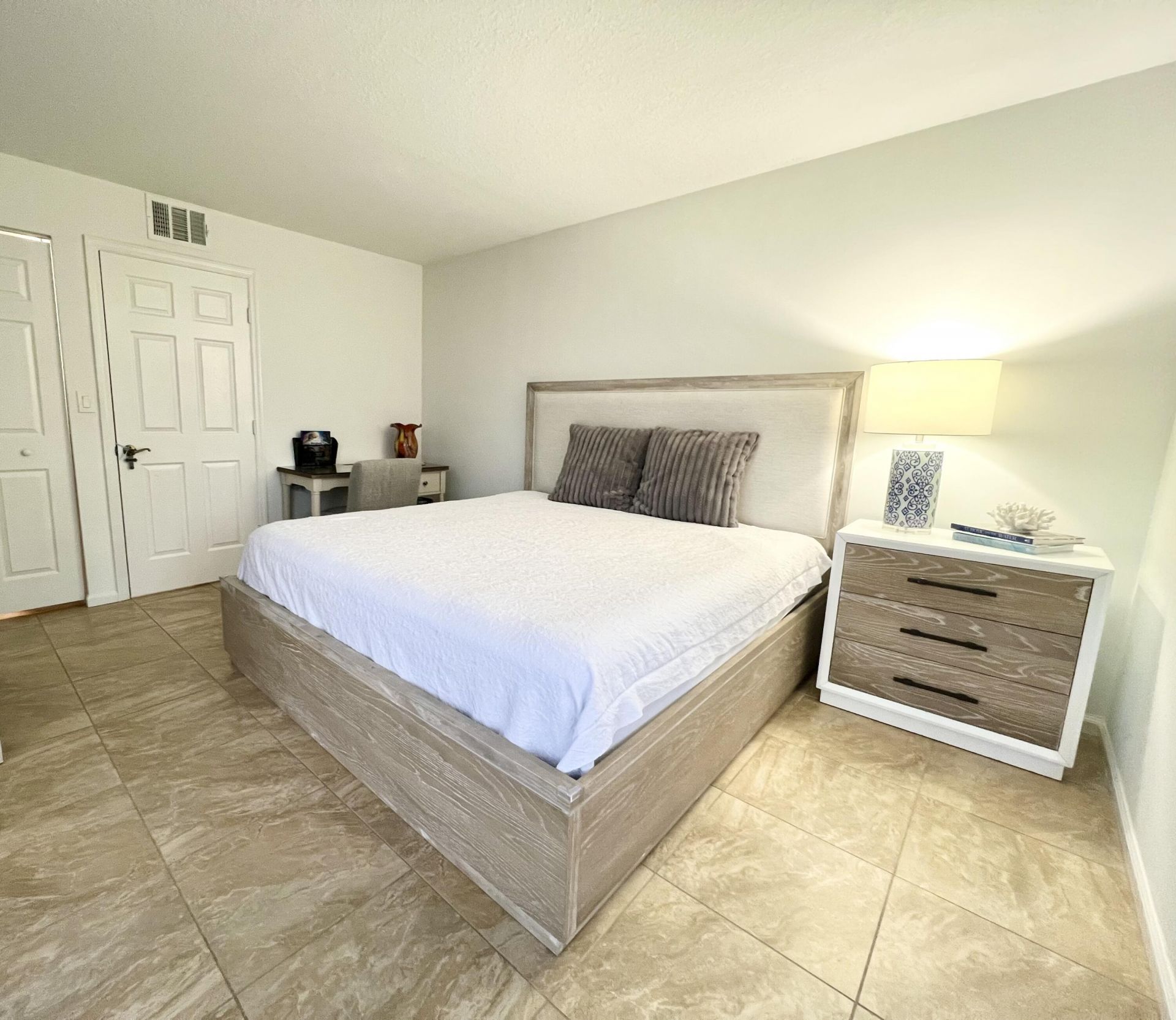 9500 S Ocean Drive, Unit 201, Jensen Beach, FL 34957 Photo