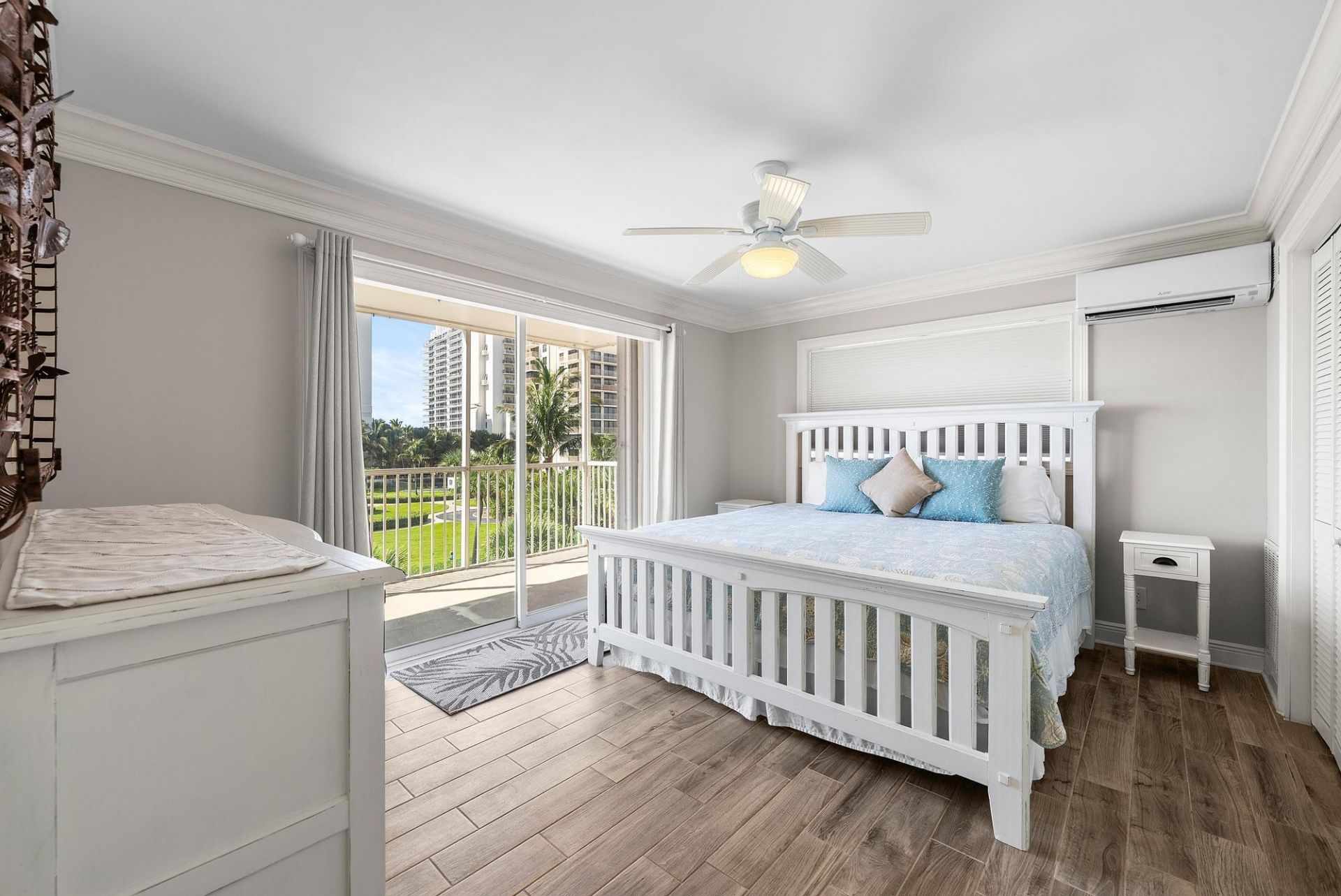 3600 N Ocean Drive, Unit 423, Singer Island, FL 33404 Photo