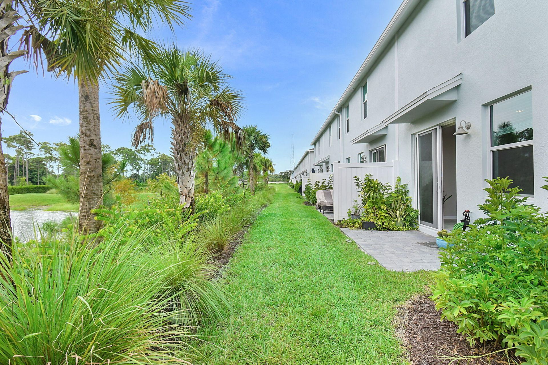 5766 SE Edgewater Circle, Stuart, FL 34997 Photo