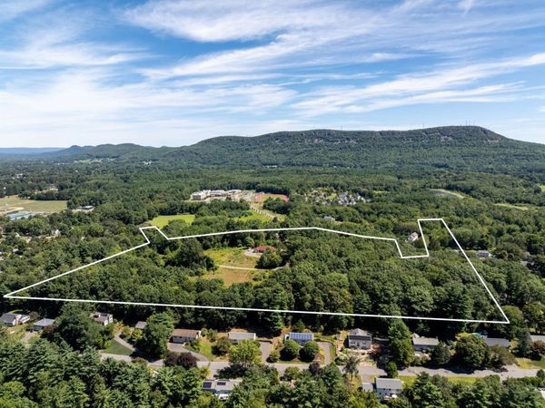 6 South St & Abutting Lots, Easthampton, MA 01027
