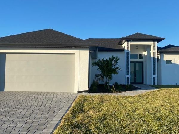 21 NW 7th ST, CAPE CORAL, FL 33993
