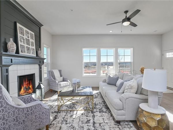 2291 W Dartmouth Street, Olathe, KS 66061