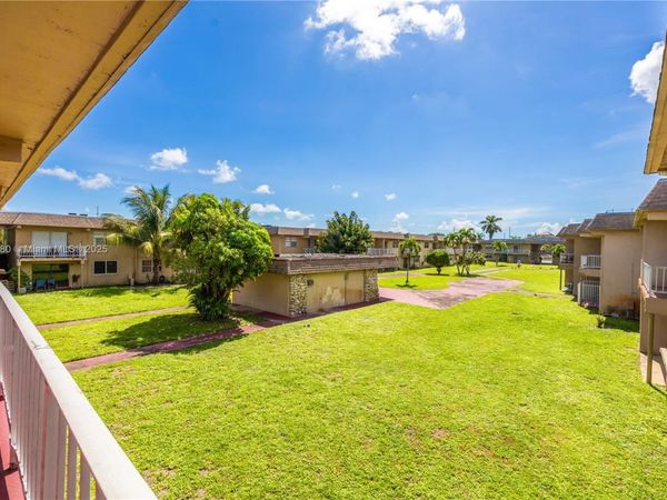 301 NW 177th St, Unit 227, Miami Gardens, FL 33169