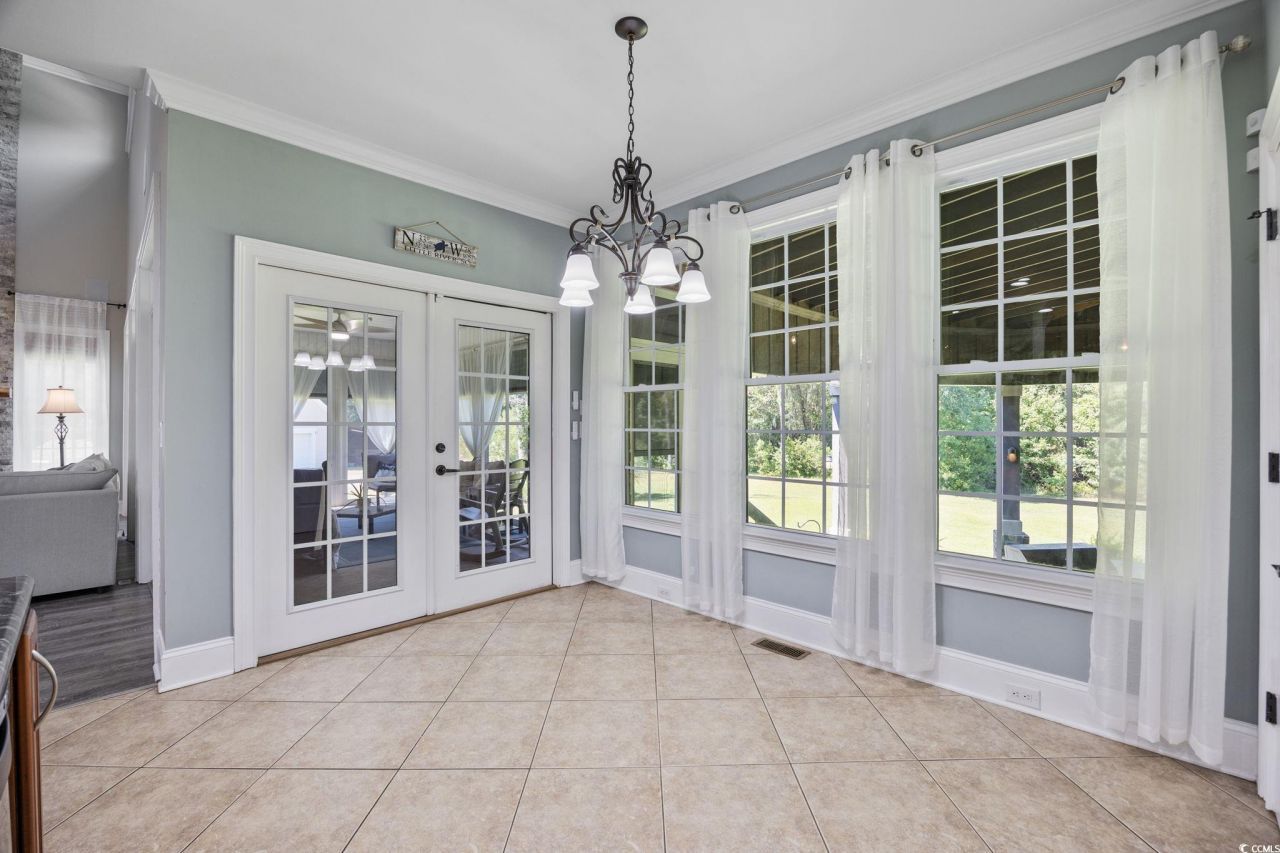 2273 Starduster Ln. Photo 12