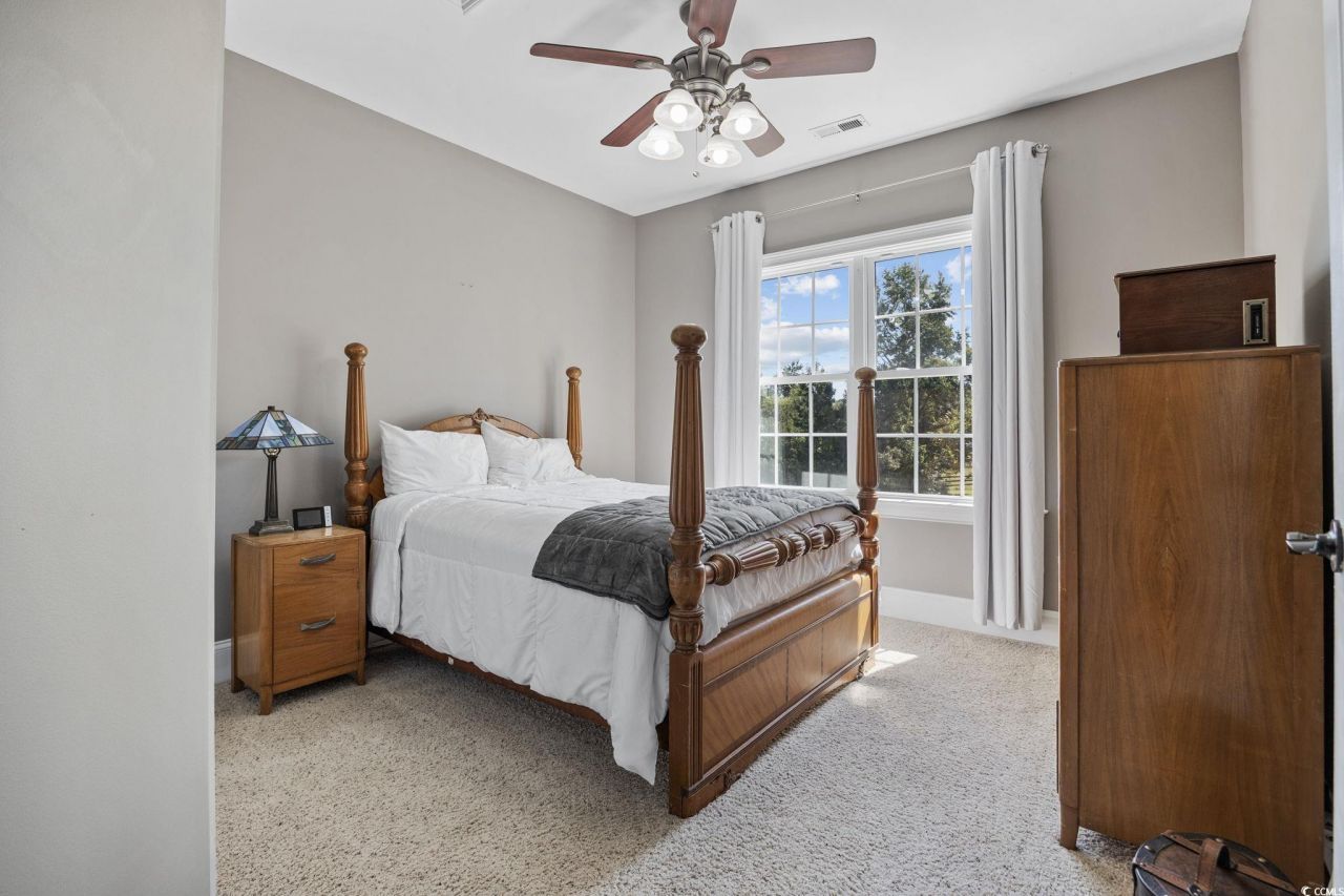 2273 Starduster Ln. Photo 19