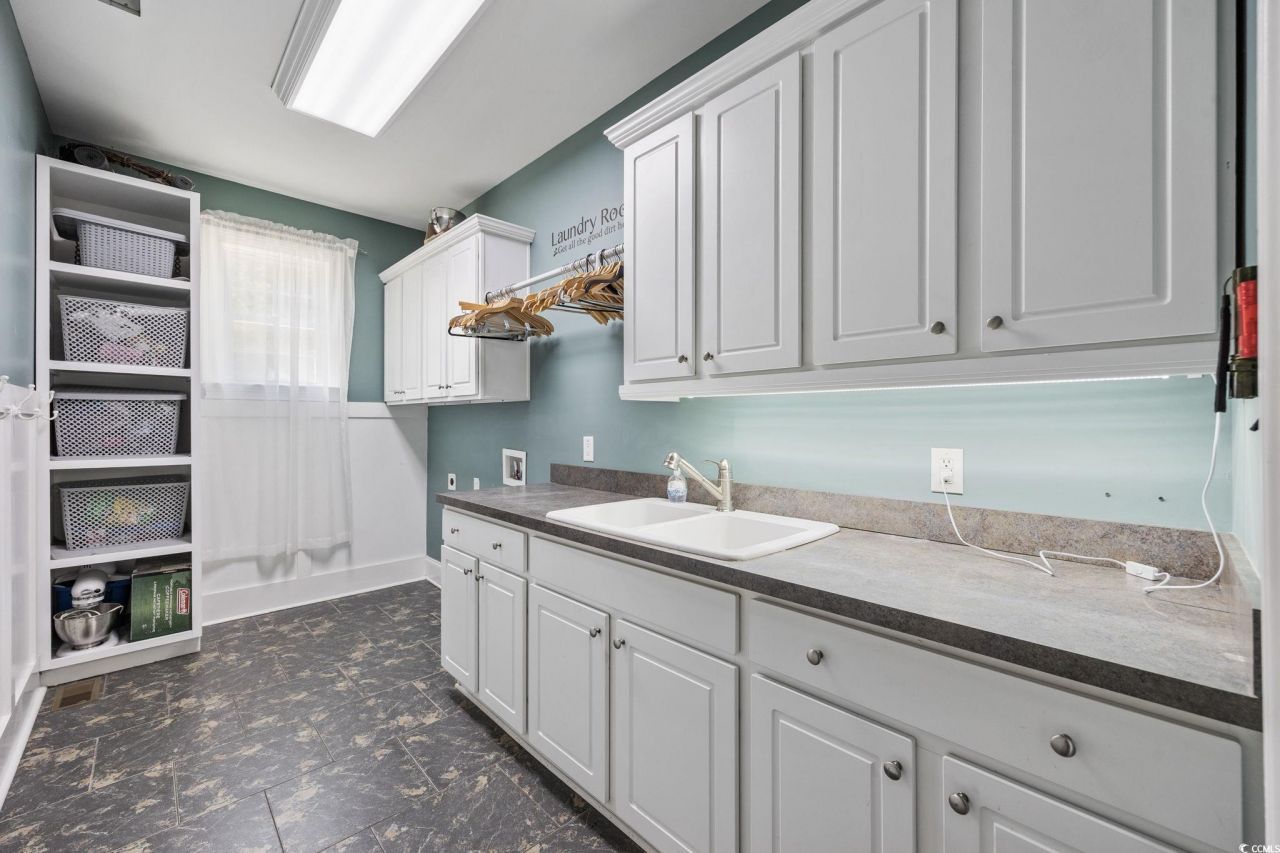 2273 Starduster Ln. Photo 28