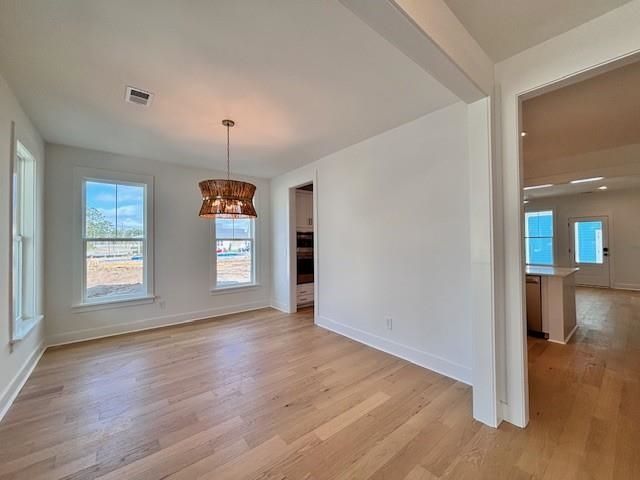 1410 Lancaster Way Photo 10