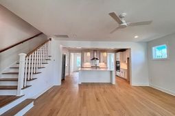 1410 Lancaster Way photo 4