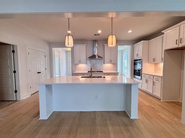 1410 Lancaster Way Photo 6