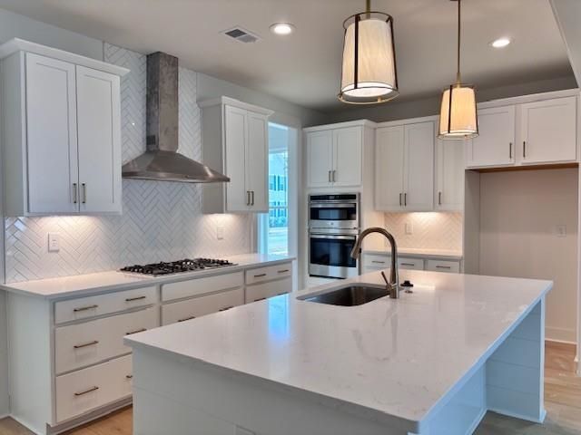 1410 Lancaster Way Photo 7