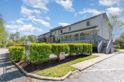 816 9th Ave. S photo 4