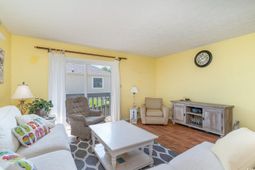 816 9th Ave. S photo 4