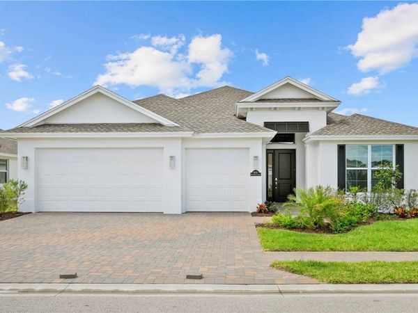 6414 High Pointe Circle, Vero Beach, FL 32967