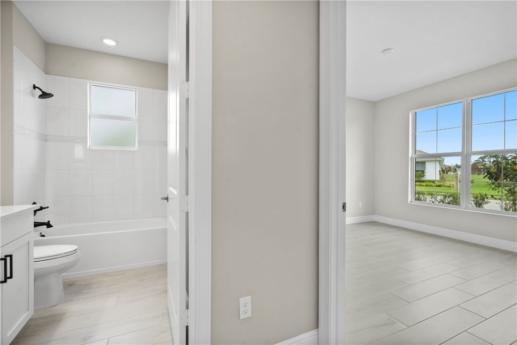 6414 High Pointe Circle, Vero Beach, FL 32967 Photo