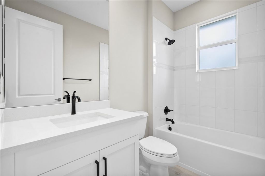 6414 High Pointe Circle, Vero Beach, FL 32967 Photo