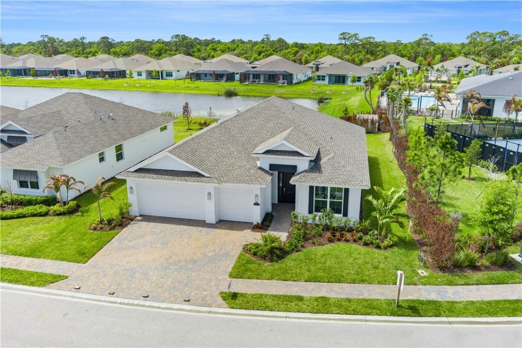 6414 High Pointe Circle, Vero Beach, FL 32967 Photo