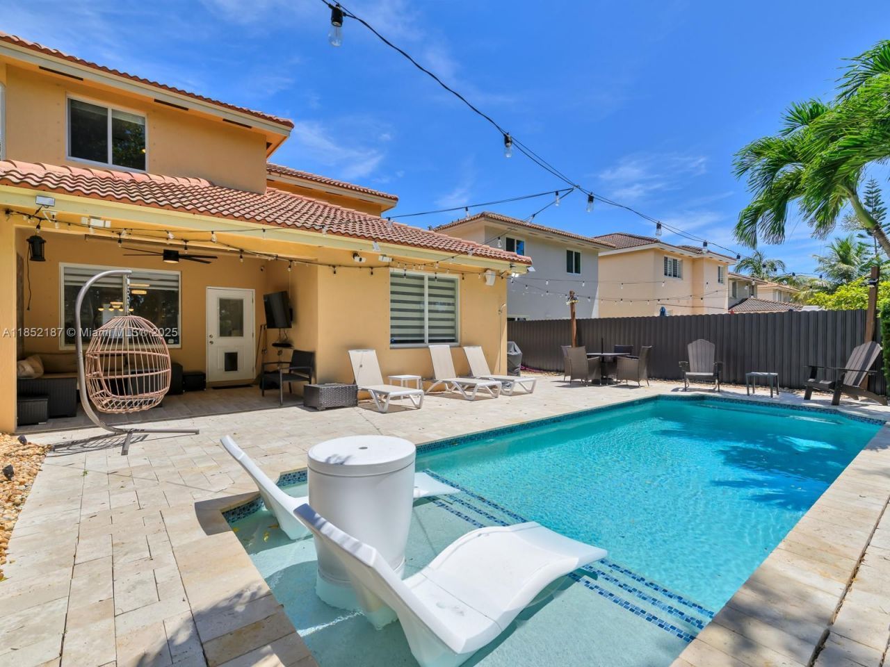 8956 SW 215th Ln, Cutler Bay, FL 33189 Photo